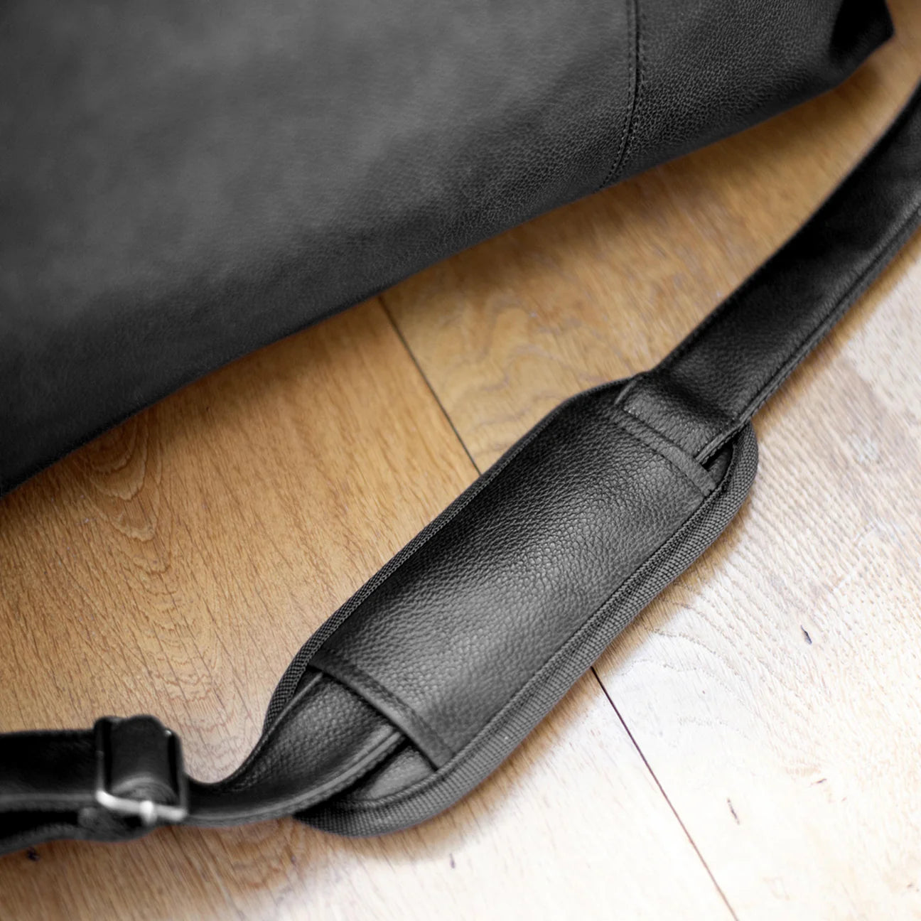 Personalised Vintage Nuhide Holdall in Black